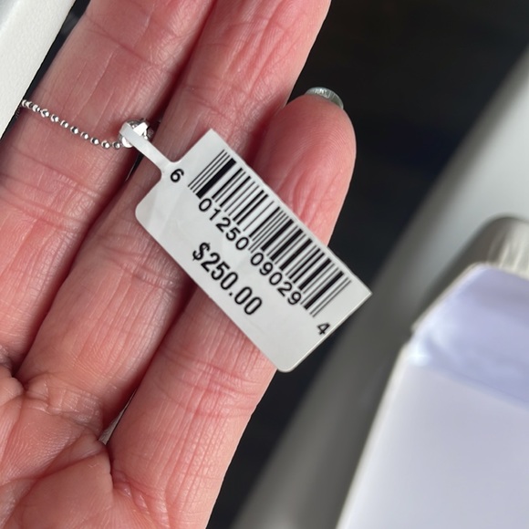 Sterling silver butterfly necklace - Picture 2 of 3